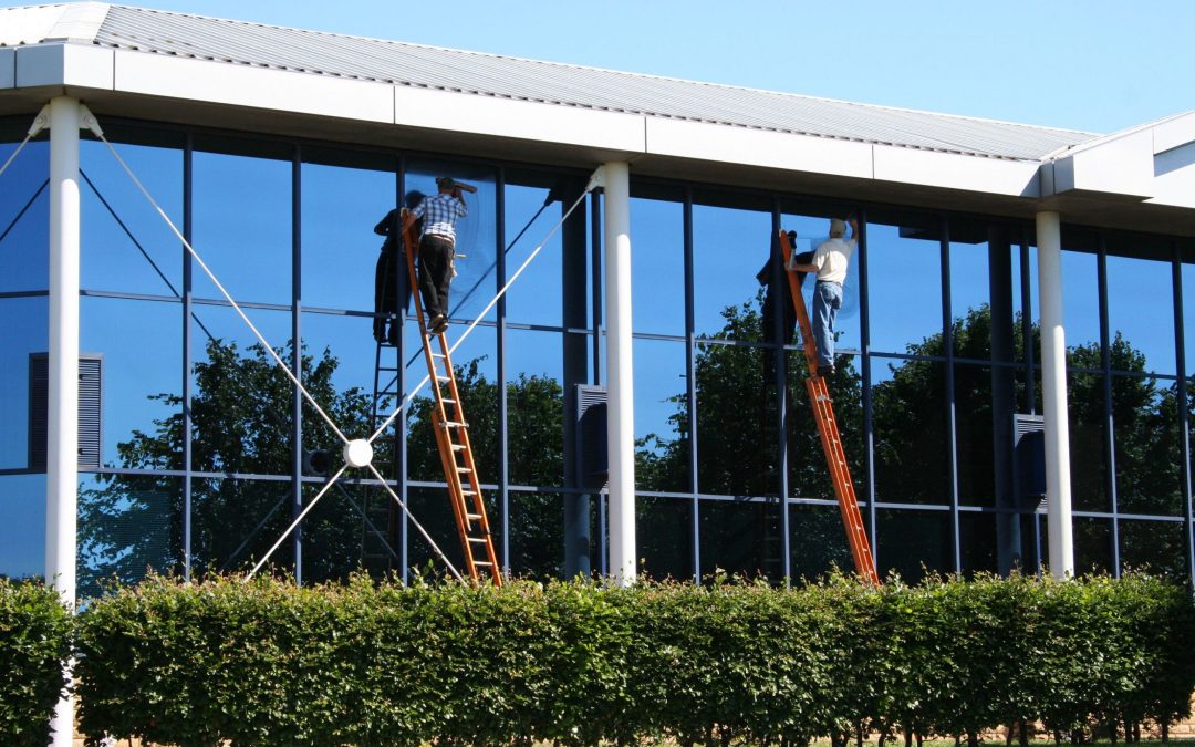 Shining Bright: Commercial Window Washing in Las Vegas, NV