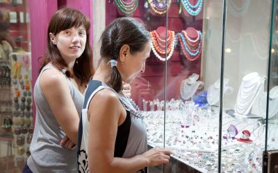 Shopping with Vintage Jewelry Sellers, Bethesda, MD for Rare Statement Pieces